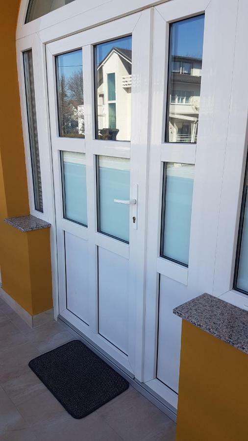Marko Airport Rooms Velika Gorica Exterior photo